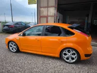 Usata Ford Focus ST 226 CV (166 kW) 2006 Arancione Berlina