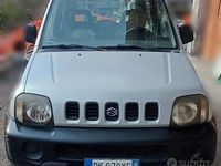 Second-hand Suzuki Jimny 80 CP (58 kW) 2000 Gri SUV
