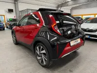 Usata Toyota Aygo X Lounge 72 CV (52 kW) 2022 Arancione SUV