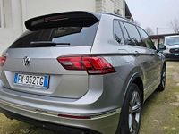 Usata VW Tiguan R-line 150 CV (110 kW) 2019 Grigio SUV