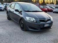 Usata Toyota Auris 96 CV (70 kW) 2009 Nero Utilitaria
