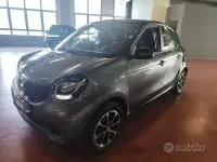 Usata Smart ForFour Passion 71 CV (52 kW) 2016 Grigio Utilitaria