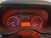 Usata Fiat Grande Punto 90 CV (66 kW) 2007 Grigio Utilitaria