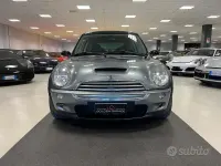 Usata Mini Cooper S 163 CV (119 kW) 2003 Grigio Utilitaria