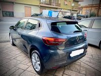 Usata Renault Clio V Business 91 CV (66 kW) 2022 Grigio Berlina