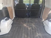 Usata Ford Courier 101 CV (74 kW) 2018 Bianco Monovolume