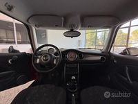 Begagnad Mini ONE 2006 Röd Halvkombi