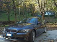 Usata BMW 325 218 CV (160 kW) 2005 Grigio Berlina