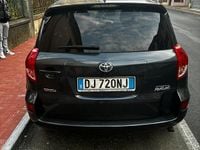 Usata Toyota RAV4 Luxury 177 CV (130 kW) 2007 Nero SUV