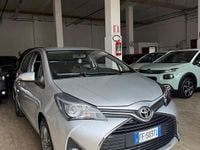 Usata Toyota Yaris 69 CV (50 kW) 2016 Grigio Berlina