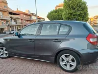 Usata BMW 118 122 CV (89 kW) 2004 Grigio Utilitaria