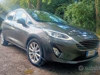 Usata Ford Fiesta 75 CV (55 kW) 2019 Grigio Berlina