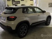 Occasion Jeep Avenger Summit 101 PK (74 kW) 2023 Beige SUV