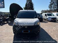 Usata Fiat Doblò Lounge 105 CV (77 kW) 2022 Bianco Monovolume