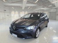 Usata Renault Clio V Business 91 CV (66 kW) 2021 Grigio Berlina