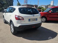 Usata Nissan Qashqai Tekna 110 CV (80 kW) 2013 Bianco SUV