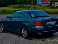 Usata BMW 330 Cabriolet 245 CV (180 kW) 2010 Blu Cabrio