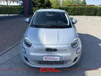 Usata Fiat 500e 42 kW (58 CV) 2025 Grigio moonlight Berlina