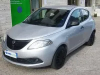 Usata Lancia Ypsilon 69 CV (50 kW) 2018 Grigio Utilitaria