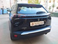 Usata Peugeot 2008 Active 102 CV (75 kW) 2020 Nero SUV