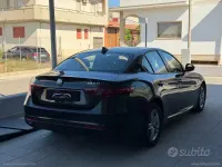 Usata Alfa Romeo Giulia Business 150 CV (110 kW) 2018 Nero Berlina