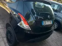 Usata Lancia Ypsilon 80 CV (58 kW) 2015 Nero Utilitaria