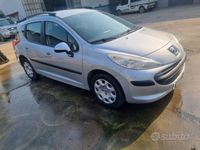 usata Peugeot 207 HDI neopatentati