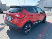 Usata Renault Captur Iconic 110 CV (80 kW) 2015 Rosso SUV