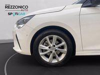 Używany Opel Corsa Elegance 101 KM (74 kW) 2023 Biały Hatchback