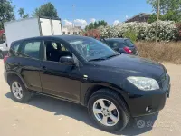 Usata Toyota RAV4 136 CV (100 kW) 2007 Nero SUV