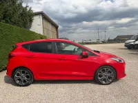 Usado Ford Fiesta ST-Line 125 HP (91 kW) 2021 Vermelho Citadino