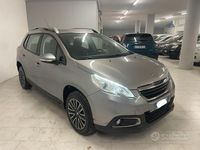 Usata Peugeot 2008 Active 100 CV (73 kW) 2016 Grigio SUV