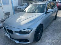 Usata BMW 320 Luxury Line 190 CV (139 kW) 2017 Grigio Station wagon
