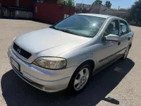 Usata Opel Astra Club 101 CV (74 kW) 2000 Grigio Berlina