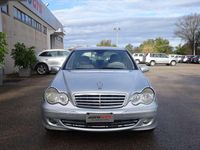 Usata Mercedes C220 Elegance 150 CV (110 kW) 2006 Argento Berlina