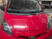 Usata Toyota Aygo 68 CV (50 kW) 2010 Rosso Utilitaria