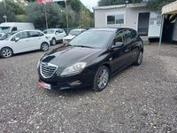 Usata Lancia Delta 105 CV (77 kW) 2014 Nero Utilitaria
