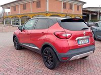 Usata Renault Captur Life 90 CV (66 kW) 2016 Rosso SUV