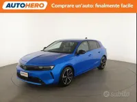 Usata Opel Astra Elegance 131 CV (96 kW) 2023 Bluazzurro Utilitaria