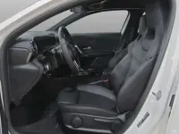 Usata Mercedes A180 116 CV (85 kW) 2021 Blu scuro metallizzato Berlina