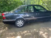 Usata Mercedes C200 Elegance 136 CV (100 kW) 1996 Berlina