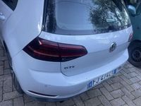 Usata VW Golf VII GTE 150 CV (110 kW) 2017 Blu/azzurro Berlina