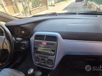 Usata Fiat Grande Punto 75 CV (55 kW) 2006 Grigio Utilitaria