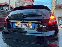 Usata Ford Fiesta Titanium 82 CV (60 kW) 2012 Nero Utilitaria
