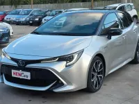 Usata Toyota Corolla Style 152 CV (111 kW) 2019 Argento Station wagon