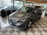 Usata Mercedes B180 Business 110 CV (80 kW) 2018 Grigio Utilitaria