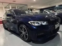 Usata BMW 330e M Sport 285 CV (209 kW) 2021 Blu Station wagon