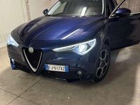Usata Alfa Romeo Stelvio Executive 209 CV (153 kW) 2017 Blu/azzurro SUV