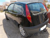 Usata Fiat Punto 80 CV (58 kW) 1999 Nero Utilitaria