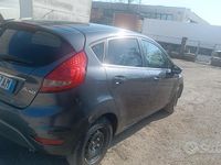 Usata Ford Fiesta 2008 Grigio Utilitaria